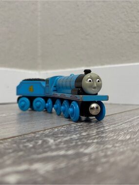 Wooden Talking Gordon and Tender (works!) - Thomas & Friends
